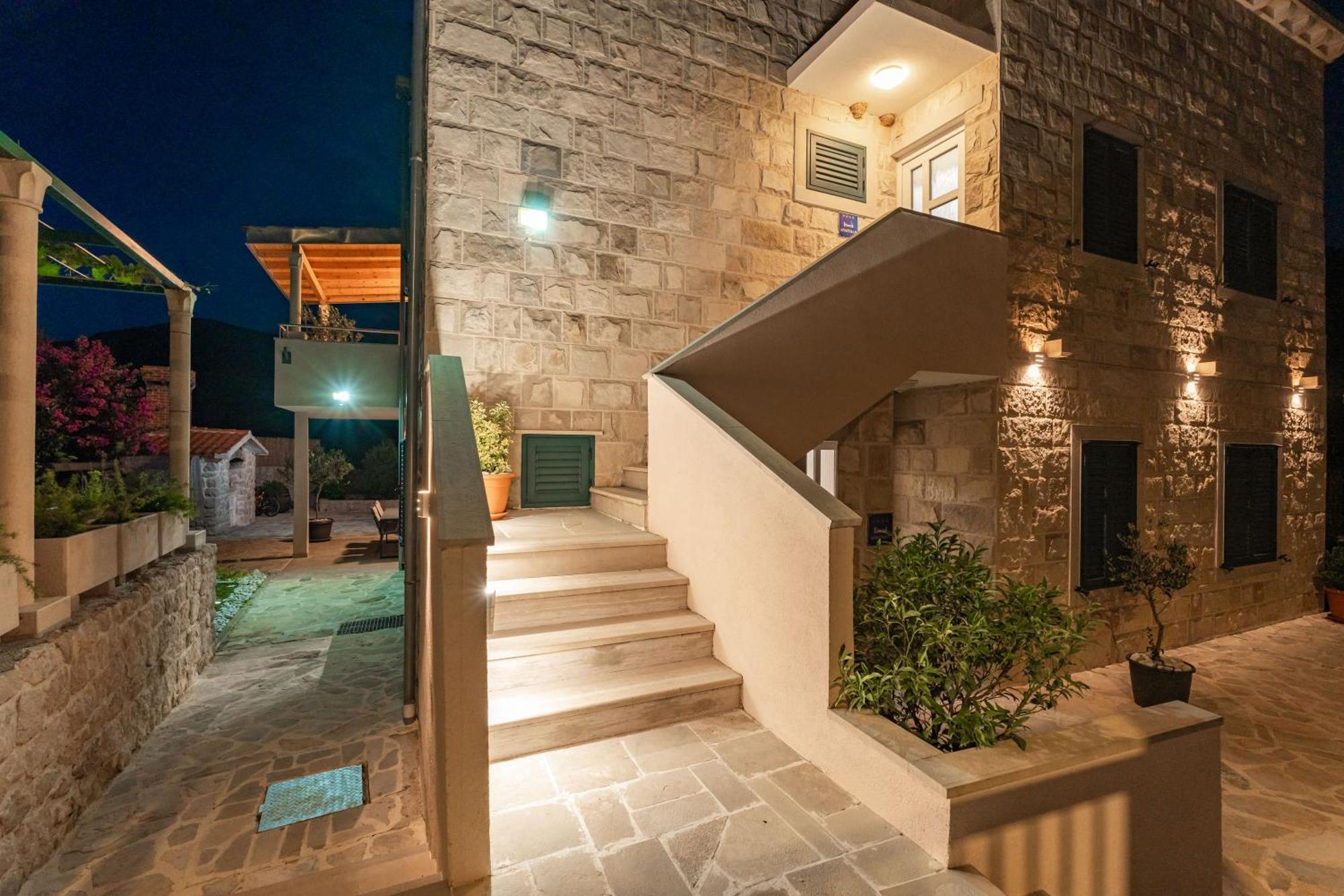 Villa Petmat - With Private Pool And 6 Bedrooms Dubrovnik Exterior photo